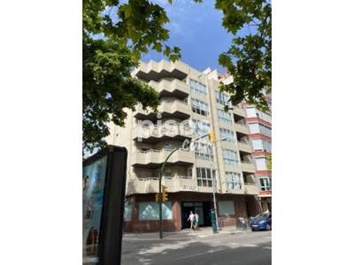 Ático en alquiler en Carrer de Jaume Balmes, cerca de Carrer del Marquès de la Fontsanta