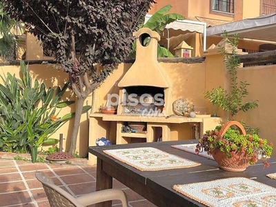 Casa adosada en venta en Calle Estrella de Mar