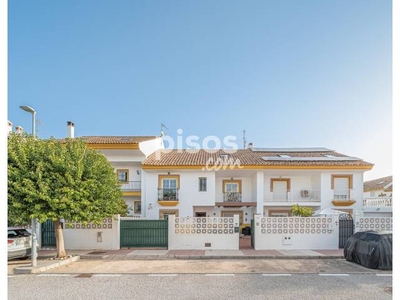 Casa adosada en venta en Calle Serbal