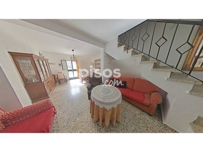 Casa adosada en venta en Centro