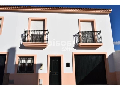 Casa adosada en venta en San Bartolome de La Torre