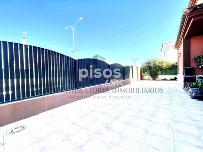 Chalet en venta en Calle Don Juan de Borbón, 31