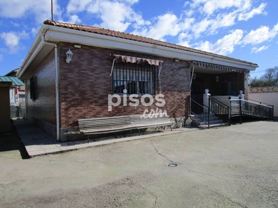 Chalet en venta en Mejorada del Campo