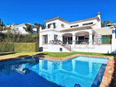 Chalet to rent in Sotogrande Alto -
