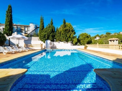 Chalet unifamiliar en alquiler en Moraira