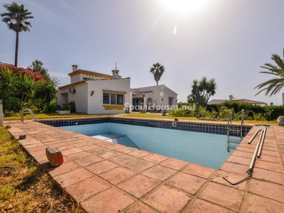 Detached house for sale in Torreguadiaro, Sotogrande