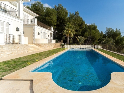 Detached house to rent in Altea -