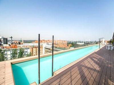 Flat for sale in Vallehermoso, Madrid