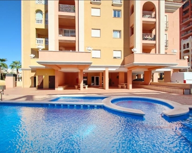 Flat to rent in Playa de los Locos, Torrevieja -