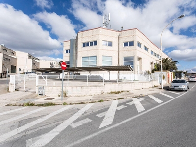 Industrial-unit for sale in Colmenar Viejo
