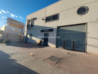 Industrial-unit to rent in Alpedrete -