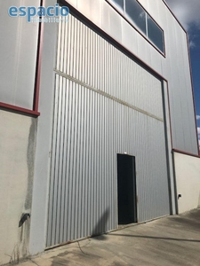 Industrial-unit to rent in Bembibre -