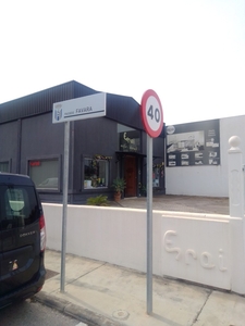 Industrial-unit to rent in Pego -
