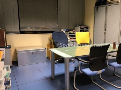 Office to rent in León -