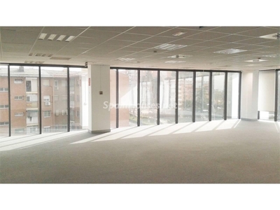 Office to rent in Numancia, Madrid -