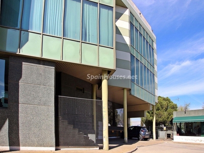 Office to rent in Rejas, Madrid -