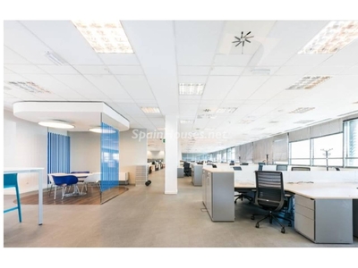 Office to rent in Simancas, Madrid -