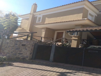 Pareado en venta en Santa Clara, Marbella, Málaga