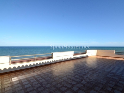 Penthouse flat for sale in Dénia