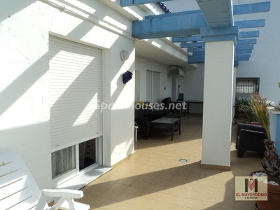 Penthouse flat to rent in Rota -