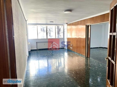 Piso en alquiler en Madrid de 140 m2