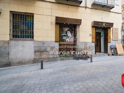 Premises for sale in Palacio, Madrid