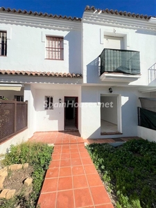 Terraced house for sale in San Roque