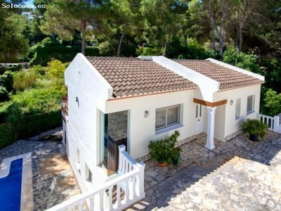 VILLA CON GUSTO EN JÁVEA