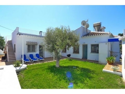 villa en Venta en Nerja