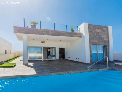 villa en Venta en Orihuela Costa