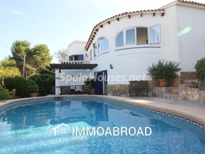 Villa for sale in Centro Urbano, Dénia