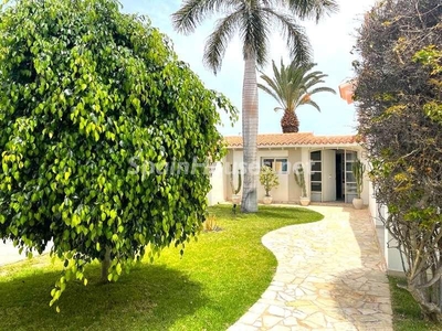 Villa en venta en Corralejo, La Oliva