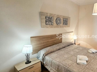 Apartamento bajo en venta en Paraiso-Borronal, Estepona