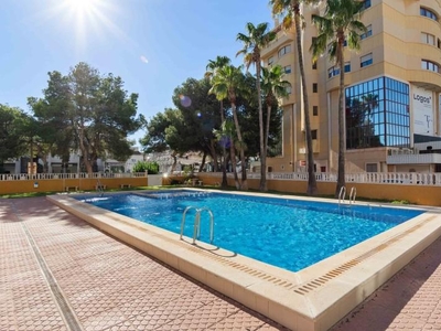 Apartamento en venta en Punta Prima, Torrevieja