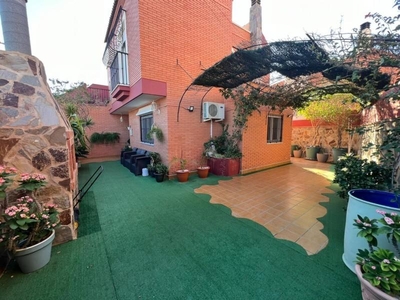 Casa adosada en venta en Huércal de Almería