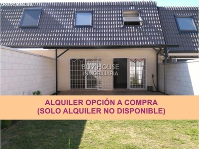 CHALET ADOSADO EN EL SEÑORÍO DE ILLESCAS DISPONIBLE EN ALQUILER OPCIÓN A COMPRA.