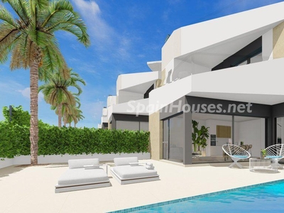 Villa en venta en Los Balcones - Los Altos del Edén, Torrevieja