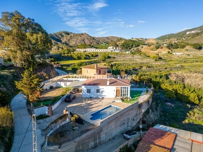 Villa independiente en venta en Alhaurín el Grande
