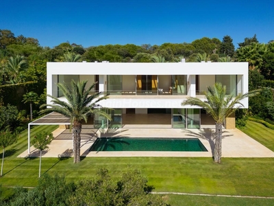 Villa independiente en venta en Casares