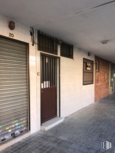 Calle Maestra Justa Freire, 18