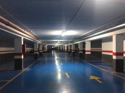 Garaje en venta en Almería de 32 m²