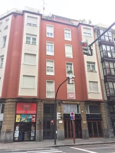 Local en venta en Bilbao de 123 m²