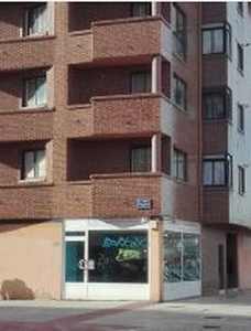 Local en venta en Burgos de 77 m²