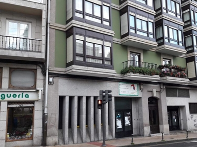 Local en venta en Lugo de 828 m²