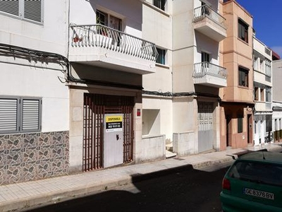 Local en venta en Palmas De Gran Canaria, Las de 101 m²