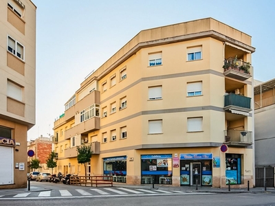 Local en venta en Roquetes, Les (sant Pere De Ribes) de 129 m²