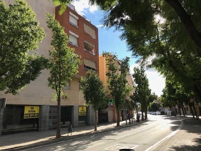 Local en venta en Sant Andreu De La Barca de 136 m²