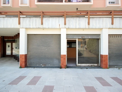 Local en venta en Sant Celoni de 170 m²