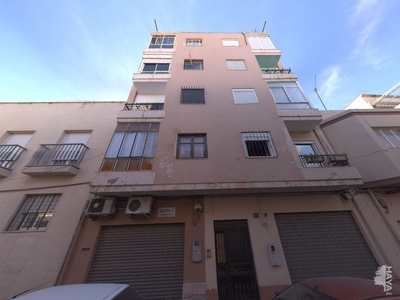 Piso en venta en Almería de 68 m²