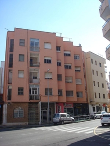 Piso en venta en Amposta de 66 m²